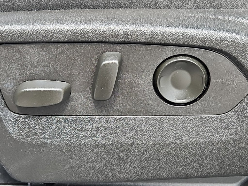 2024 GMC Yukon 4WD AT4
