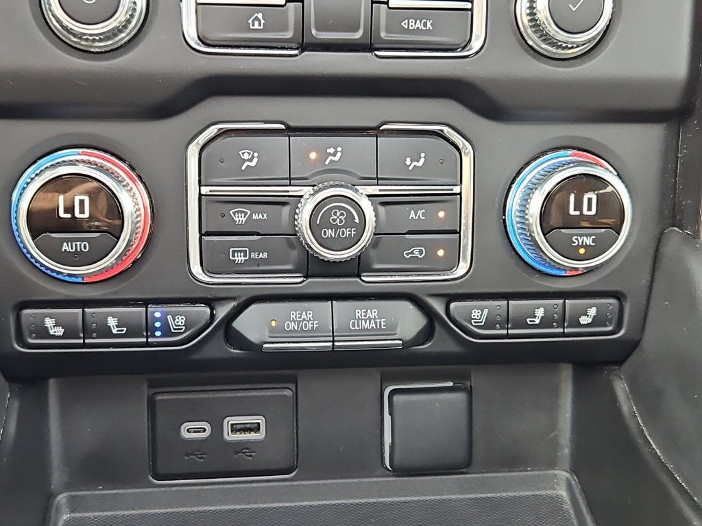 2024 GMC Yukon 4WD AT4