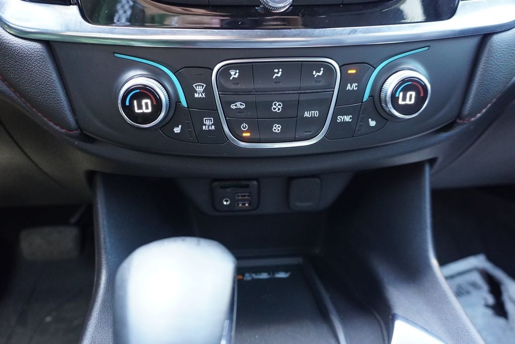 2023 Chevrolet Traverse AWD RS