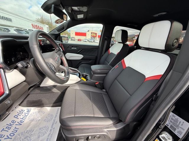 2024 GMC Canyon 4WD AT4X