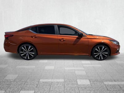 2020 Nissan Altima SR FWD