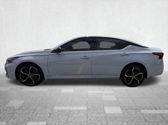 2023 Nissan Altima SR Intelligent AWD