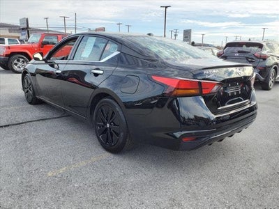 2022 Nissan Altima SV FWD