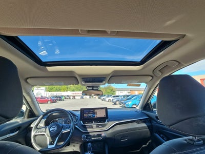2024 Nissan Altima SL FWD