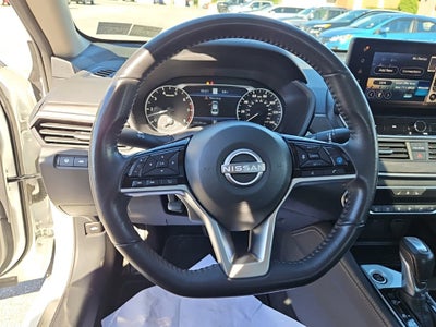 2024 Nissan Altima SL FWD
