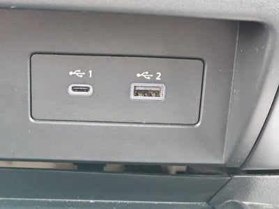 2024 Nissan TITAN Crew Cab SV 4x4
