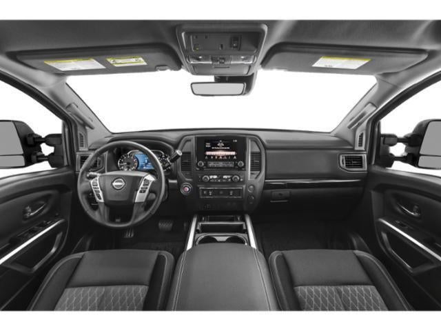 2024 Nissan TITAN Crew Cab SV 4x4
