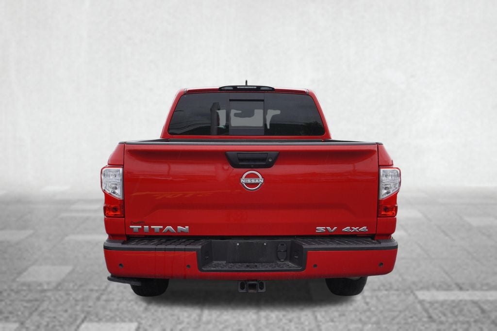 2024 Nissan TITAN Crew Cab SV 4x4