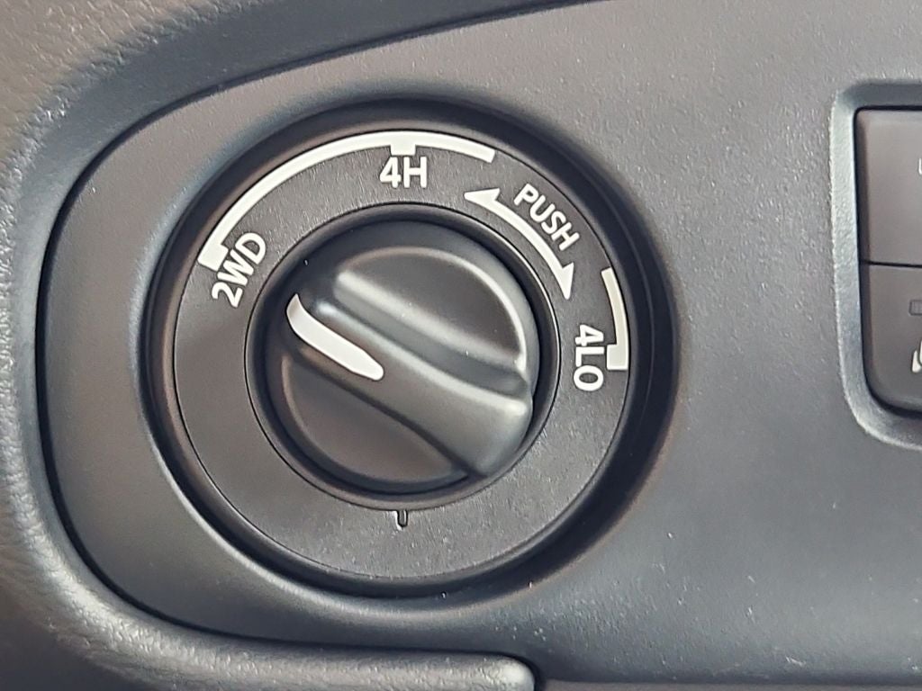 2023 Nissan Frontier King Cab SV 4x4