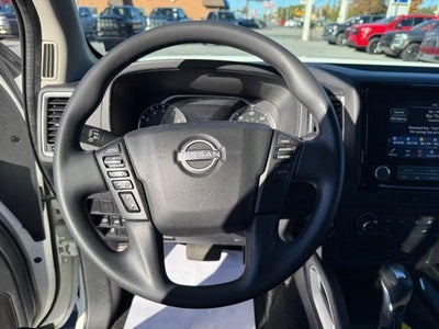2022 Nissan Frontier Crew Cab SV 4x4