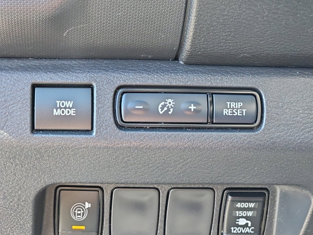2022 Nissan Frontier Crew Cab SV 4x4