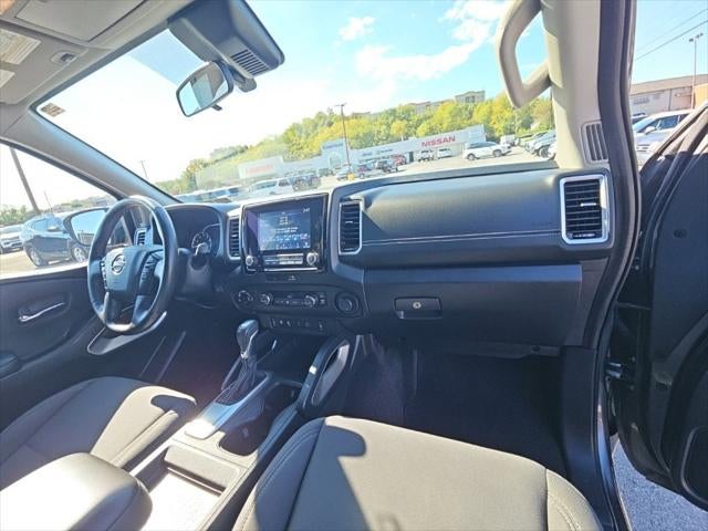 2022 Nissan Frontier Crew Cab SV 4x4