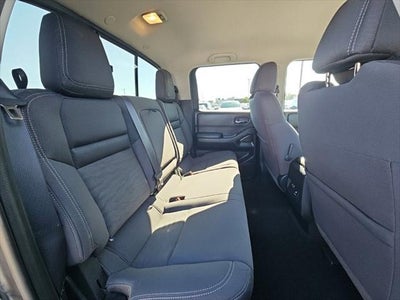 2022 Nissan Frontier Crew Cab SV 4x4