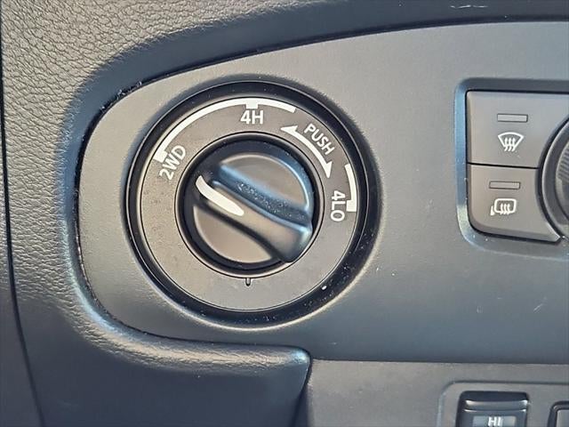 2022 Nissan Frontier Crew Cab SV 4x4