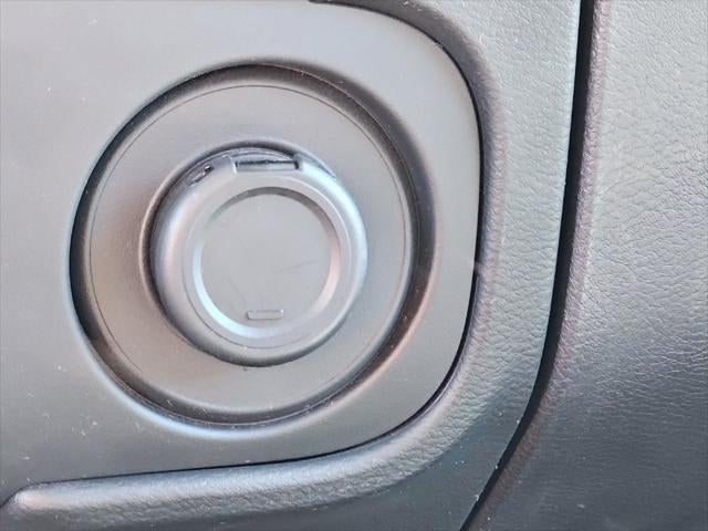 2025 Nissan Frontier Crew Cab SV 4x4
