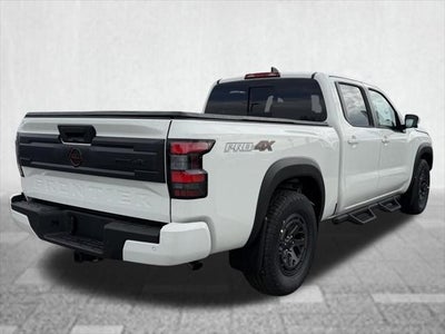 2026 Nissan Frontier Crew Cab Long Bed PRO-4X 4x4