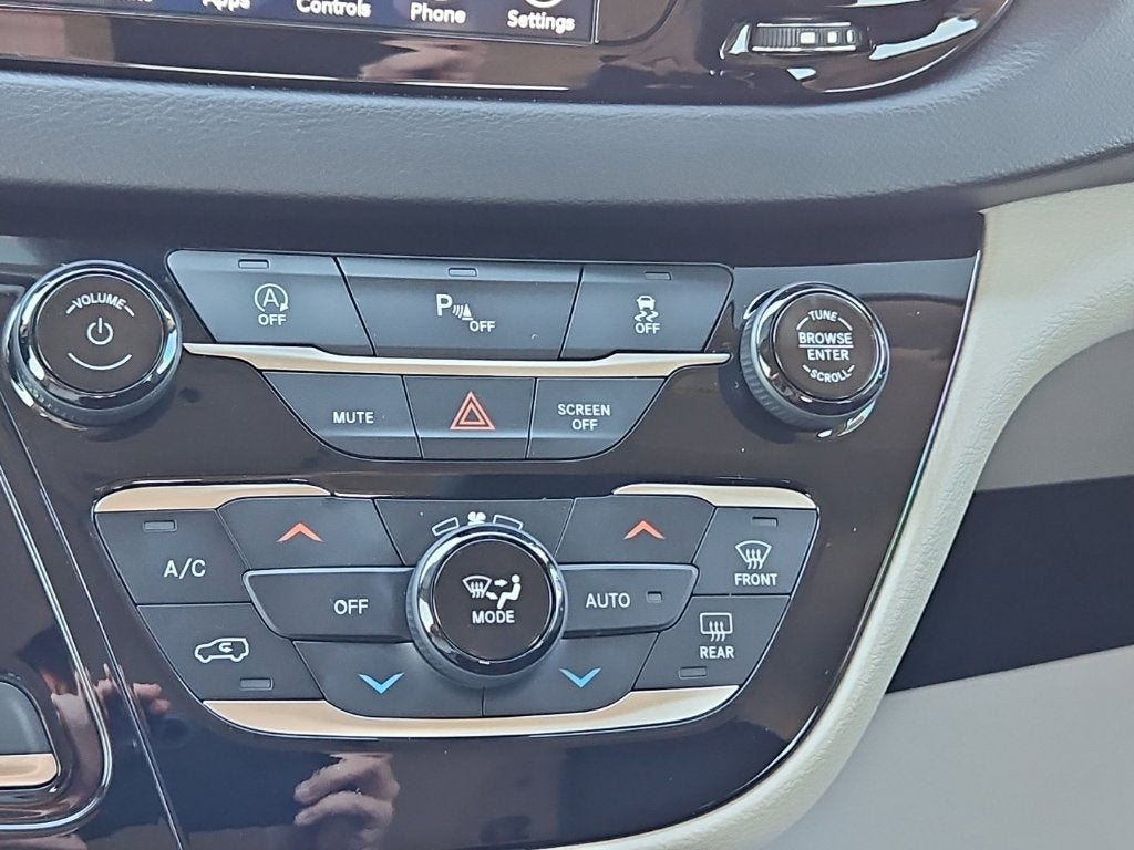 2018 Chrysler Pacifica Touring L