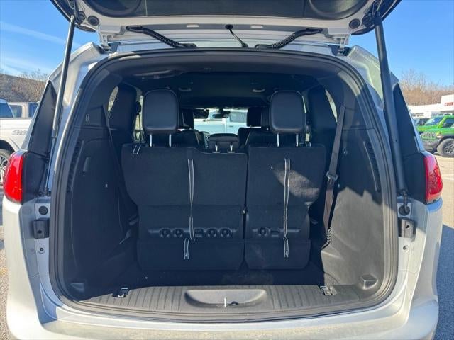 2026 Chrysler Voyager VOYAGER LX