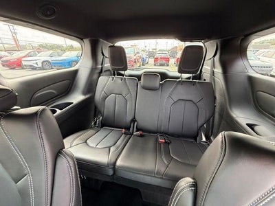 2026 Chrysler Voyager VOYAGER LX