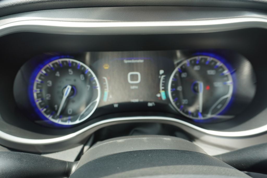 2026 Chrysler Voyager LX