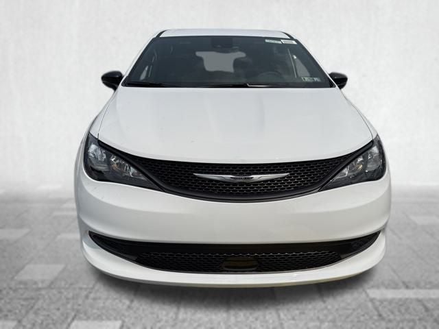 2026 Chrysler Voyager VOYAGER LX