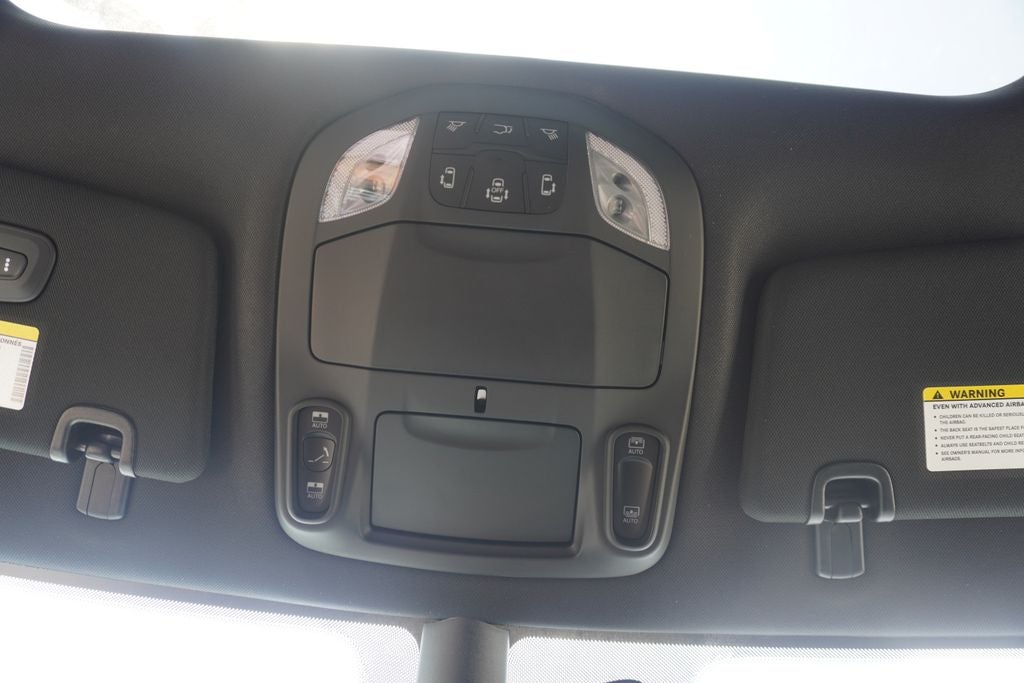 2027 Chrysler Pacifica PACIFICA LIMITED