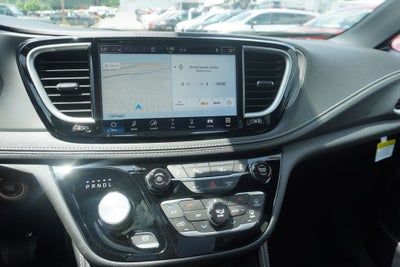 2027 Chrysler Pacifica PACIFICA LIMITED