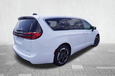 2027 Chrysler Pacifica PACIFICA LIMITED