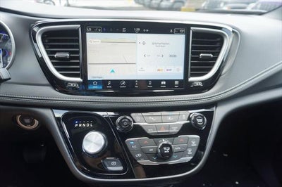 2027 Chrysler Pacifica PACIFICA SELECT AWD
