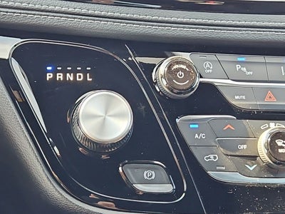 2027 Chrysler Pacifica PACIFICA SELECT AWD