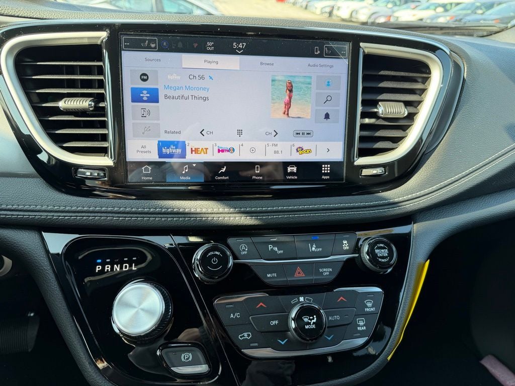 2026 Chrysler Pacifica PACIFICA SELECT AWD