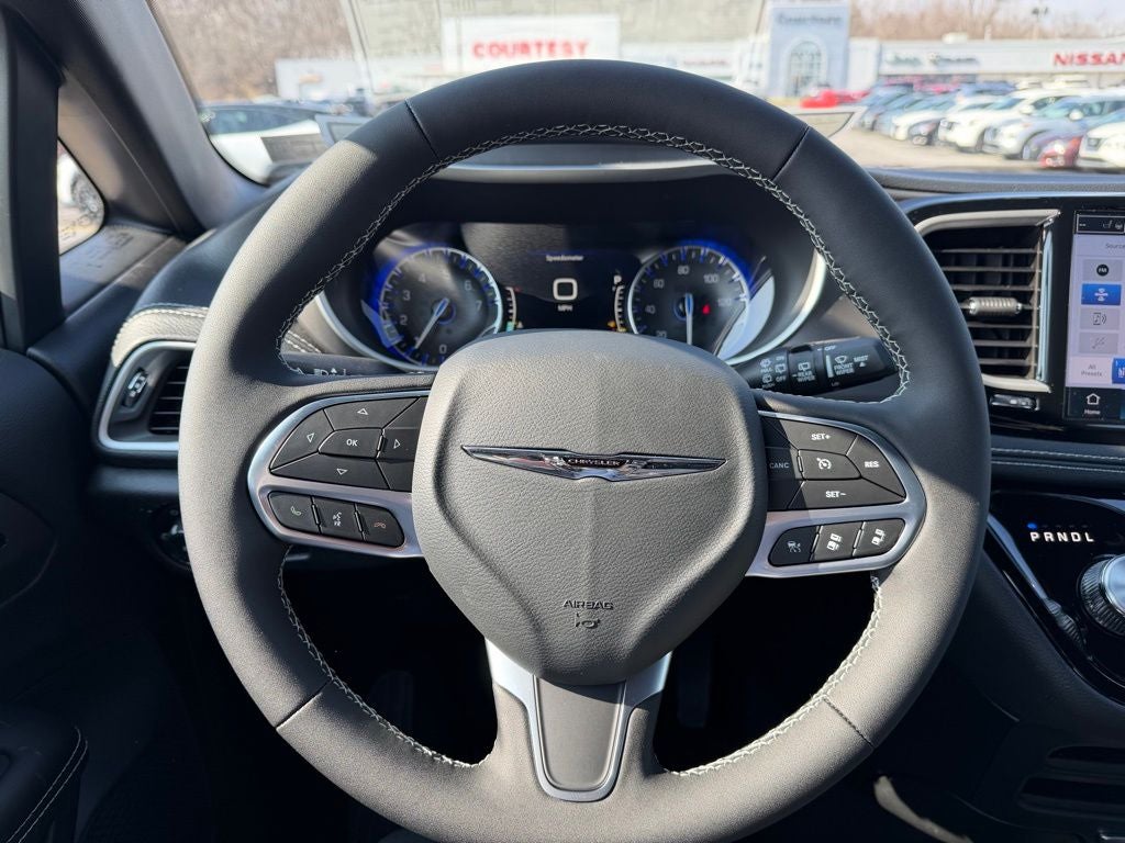 2026 Chrysler Pacifica PACIFICA SELECT AWD