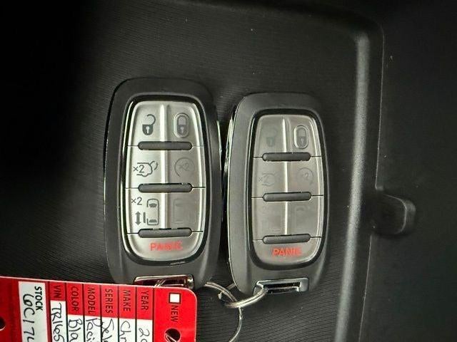 2026 Chrysler Pacifica PACIFICA LIMITED AWD