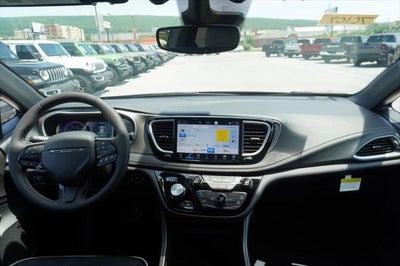 2027 Chrysler Pacifica PACIFICA LIMITED AWD