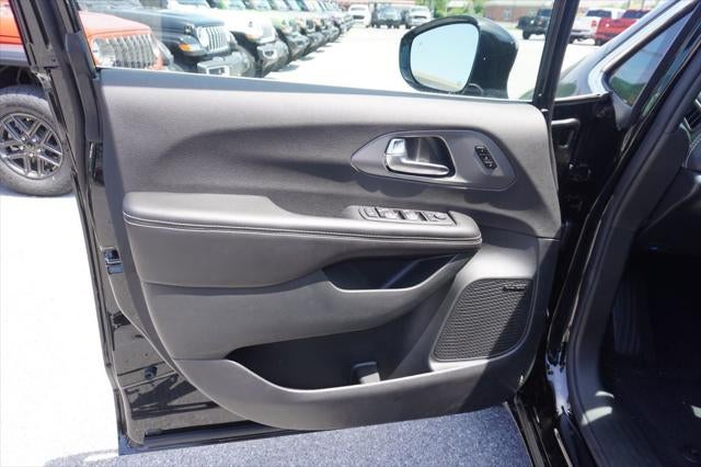 2027 Chrysler Pacifica PACIFICA LIMITED AWD