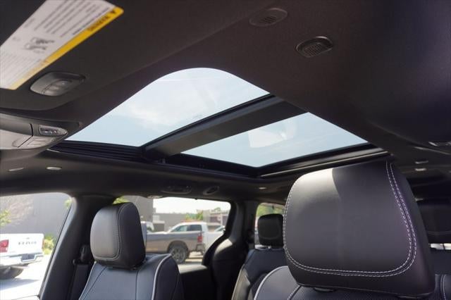 2027 Chrysler Pacifica PACIFICA LIMITED AWD