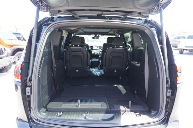 2027 Chrysler Pacifica PACIFICA LIMITED AWD