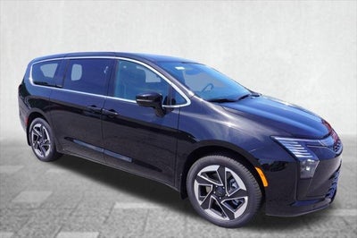 2027 Chrysler Pacifica PACIFICA LIMITED AWD