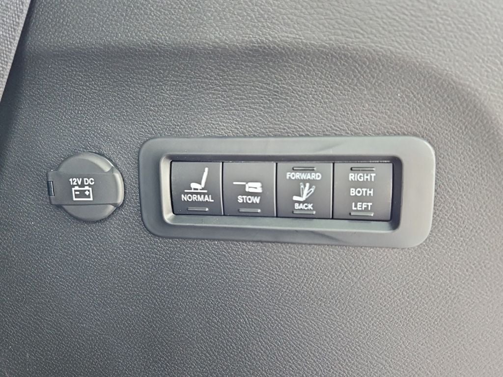 2027 Chrysler Pacifica PACIFICA PINNACLE AWD