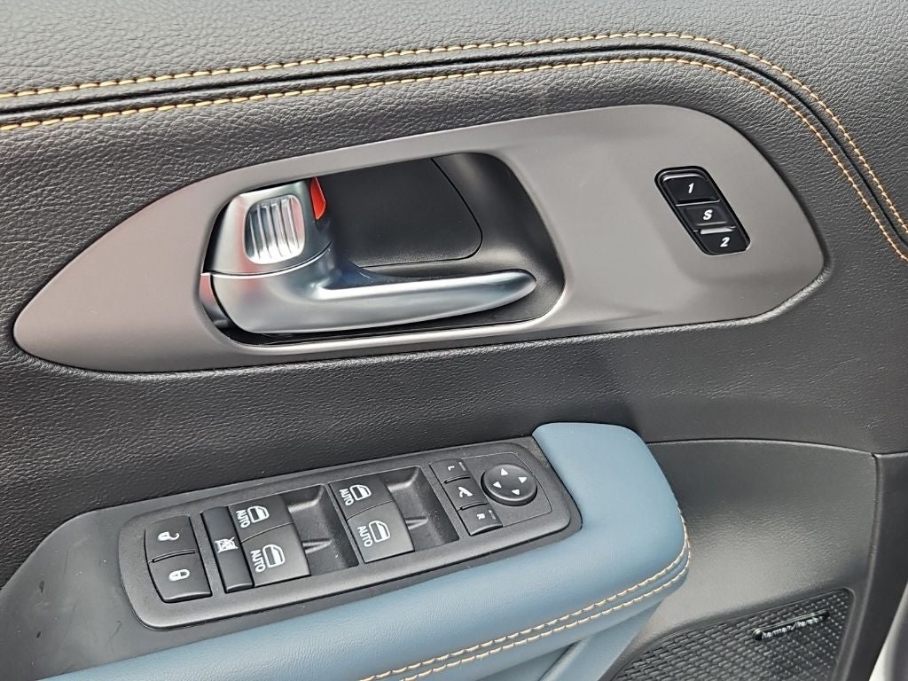 2027 Chrysler Pacifica PACIFICA PINNACLE AWD