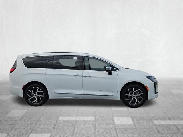 2027 Chrysler Pacifica PACIFICA PINNACLE AWD