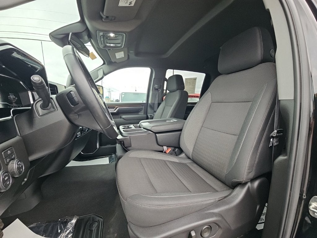 2025 Chevrolet Silverado 2500HD 4WD Crew Cab Standard Bed LT