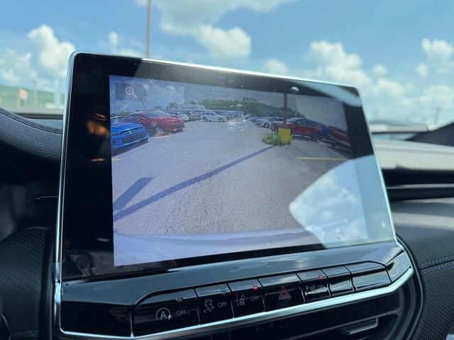 2025 Jeep Compass COMPASS LIMITED 4X4