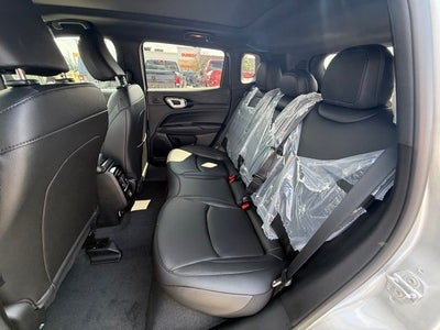 2025 Jeep Compass COMPASS LIMITED 4X4