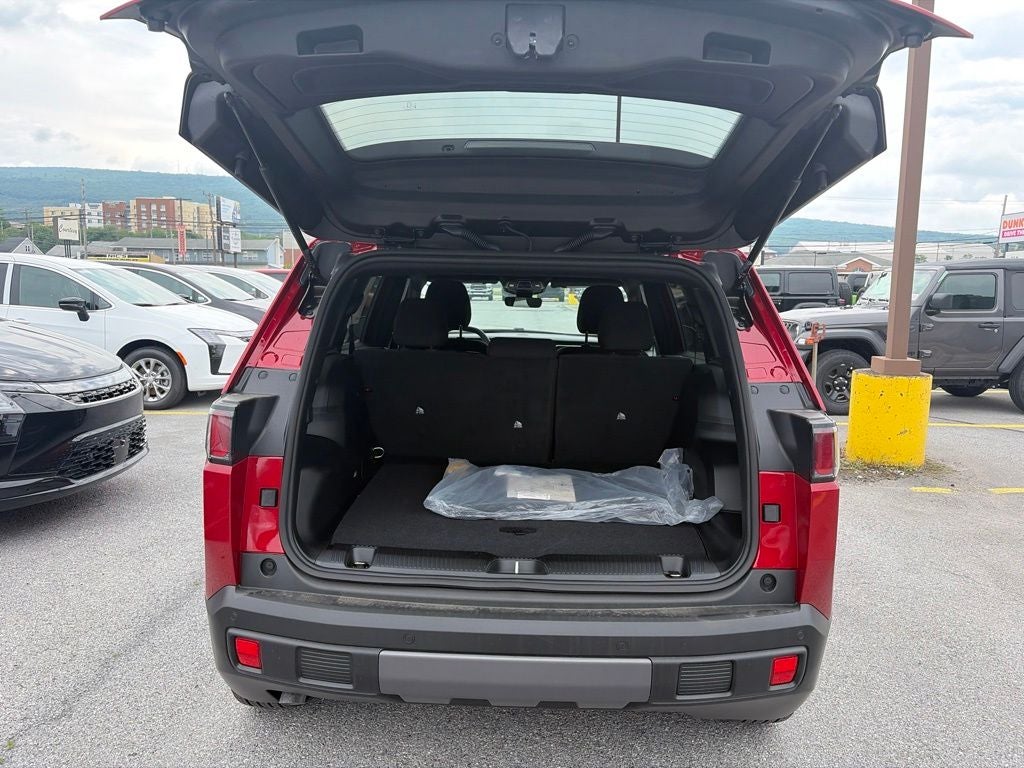 2026 Jeep Cherokee CHEROKEE LAREDO 4X4