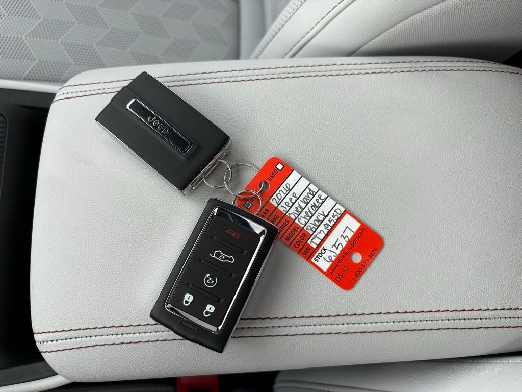 2026 Jeep Cherokee CHEROKEE OVERLAND 4X4