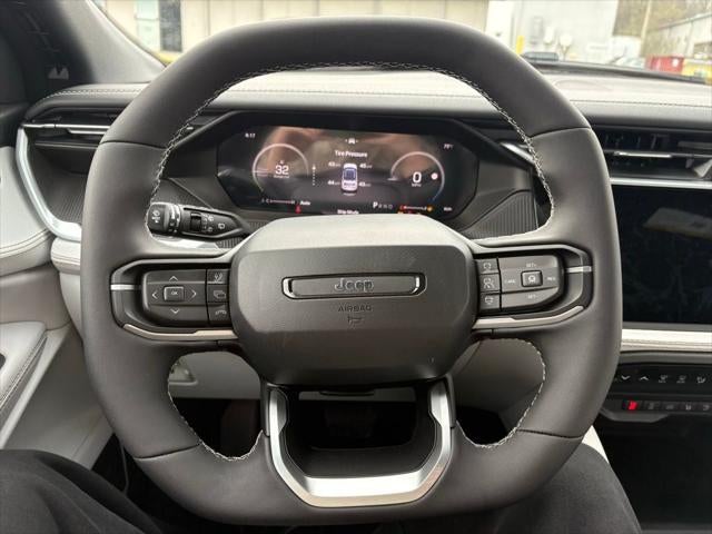 2026 Jeep Cherokee CHEROKEE OVERLAND 4X4