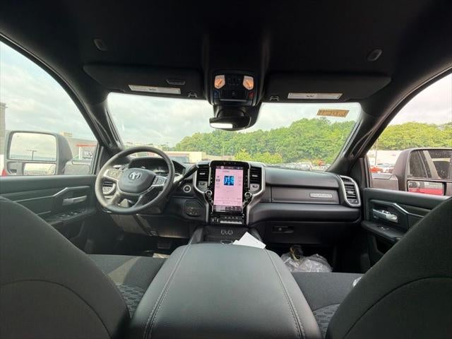 2026 RAM 3500 RAM 3500 BIG HORN CREW CAB 4X4 6'4' BOX