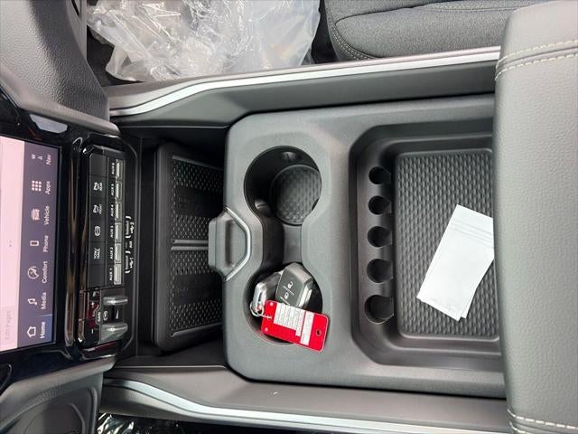 2026 RAM 3500 RAM 3500 BIG HORN CREW CAB 4X4 6'4' BOX