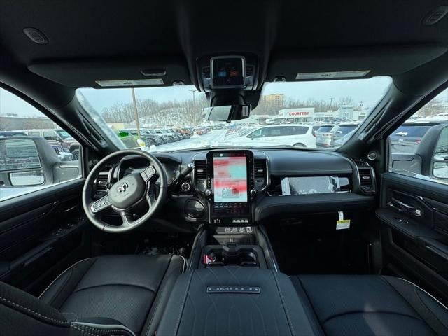 2026 RAM Ram 3500 RAM 3500 LIMITED CREW CAB 4X4 6'4' BOX